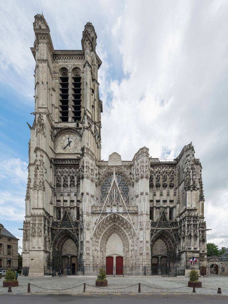 Cathédrale Saint-Pierre-et-Saint-Paul de Troyes, façade ouest